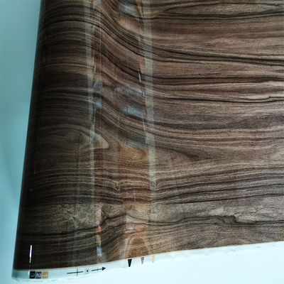วินิล PVC โฟลยที่มีเนื้อเยื่อไม้คัดสรร เหมาะสําหรับการบรรจุโพรไฟล์กรอบประตูหรือรูปร่างที่ไม่เรียบร้อยอื่น ๆ