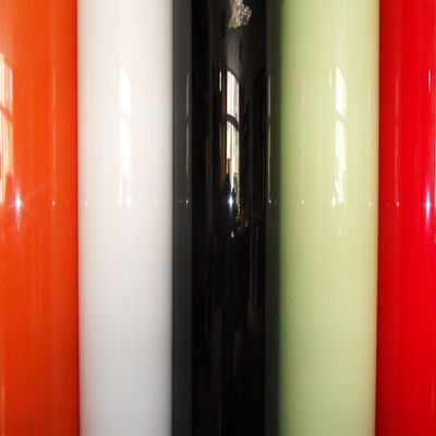 ผนัง PVC สีสว่างสูง สําหรับเพดาน ความยาว 100m-400m เปลี่ยนแปลงห้องของคุณ